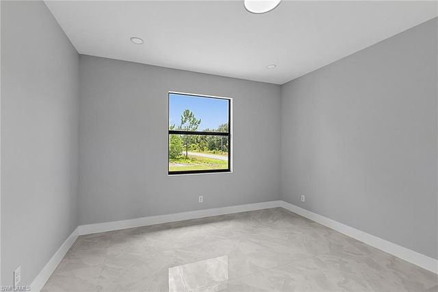 531 Frank Jewett AVE S, Lehigh Acres, FL 33974