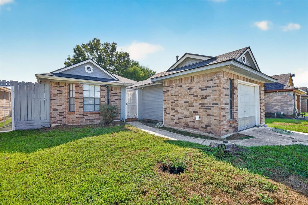 1126 Holbech Lane, Channelview, TX 77530