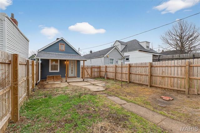 4338 Humphrey Street, St Louis, MO 63116