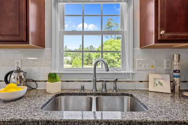711 Oxboro Circle, Durham, NC 27713