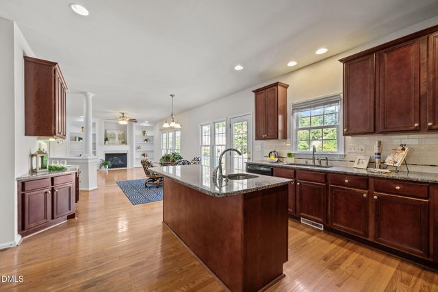 711 Oxboro Circle, Durham, NC 27713