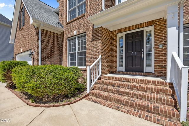 711 Oxboro Circle, Durham, NC 27713