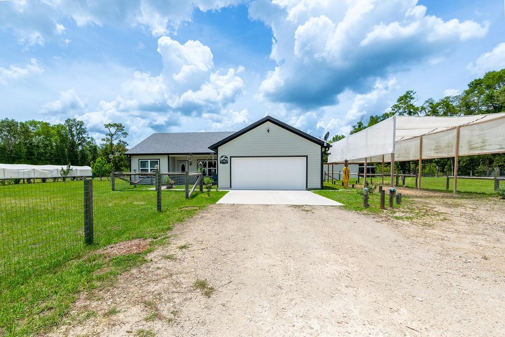 11030 NW 100TH AVENUE, Chiefland, FL 32626