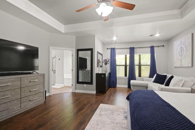 1921 Rollingwood Drive, Huntsville, TX 77340