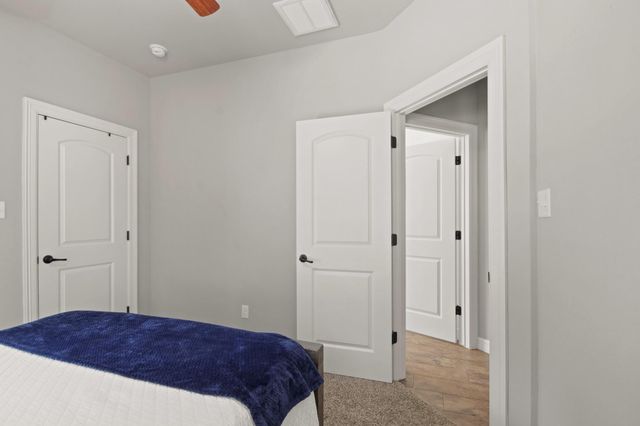 1921 Rollingwood Drive, Huntsville, TX 77340