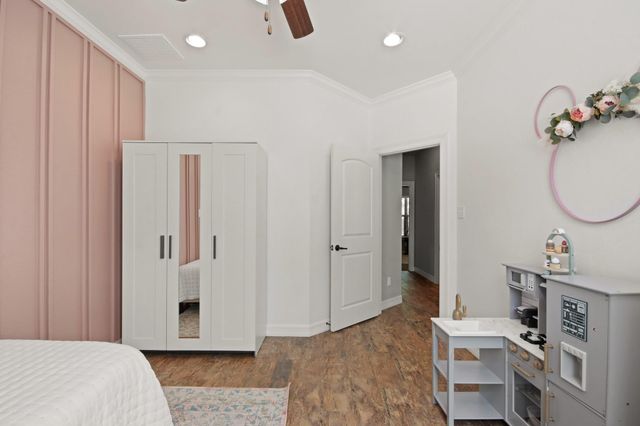 1921 Rollingwood Drive, Huntsville, TX 77340