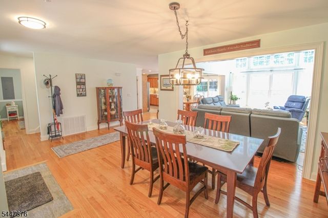 117 Autumn Dr, Montague Twp., NJ 07827