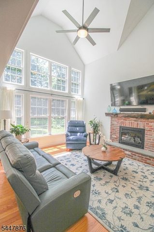 117 Autumn Dr, Montague Twp., NJ 07827