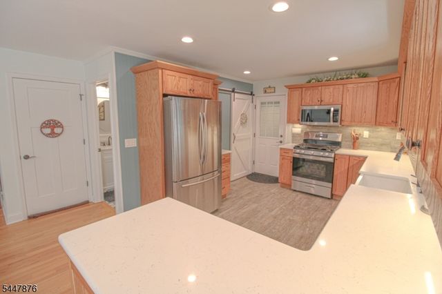 117 Autumn Dr, Montague Twp., NJ 07827