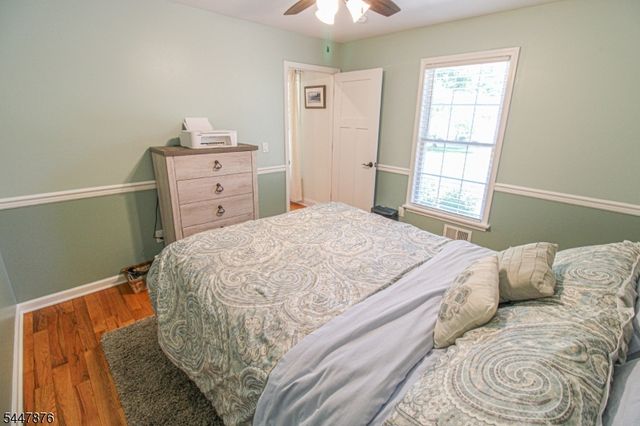 117 Autumn Dr, Montague Twp., NJ 07827