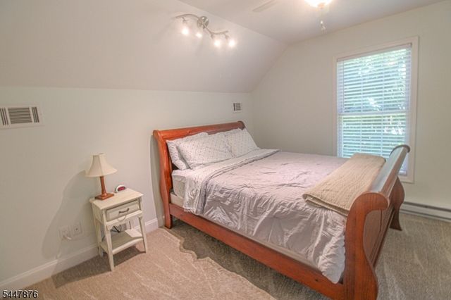 117 Autumn Dr, Montague Twp., NJ 07827
