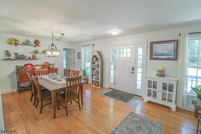 117 Autumn Dr, Montague Twp., NJ 07827