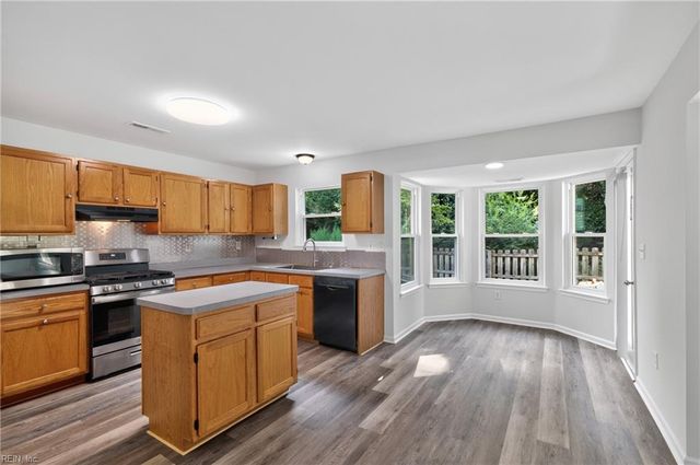 138 Riverwood TRCE, Suffolk, VA 23434