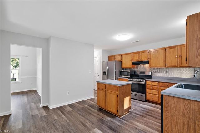 138 Riverwood TRCE, Suffolk, VA 23434