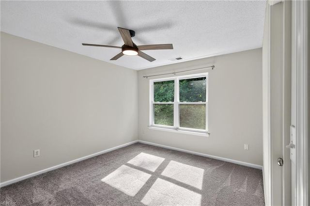 138 Riverwood TRCE, Suffolk, VA 23434