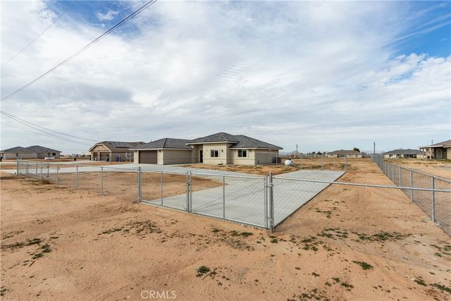 22562 Houston Street, Apple Valley, CA 92308