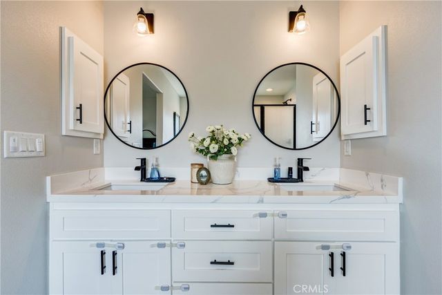 22562 Houston Street, Apple Valley, CA 92308