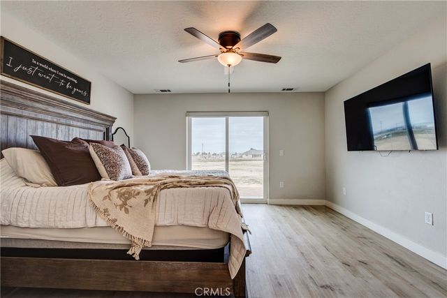 22562 Houston Street, Apple Valley, CA 92308