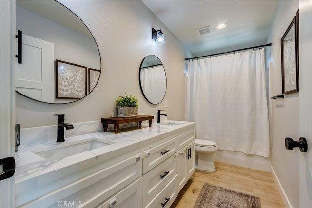 22562 Houston Street, Apple Valley, CA 92308