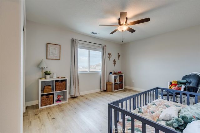 22562 Houston Street, Apple Valley, CA 92308