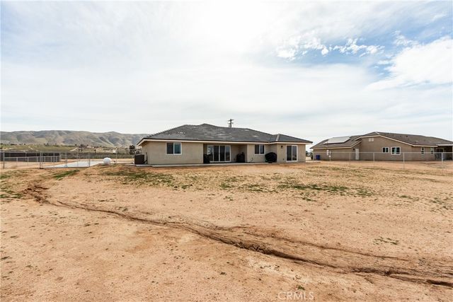 22562 Houston Street, Apple Valley, CA 92308