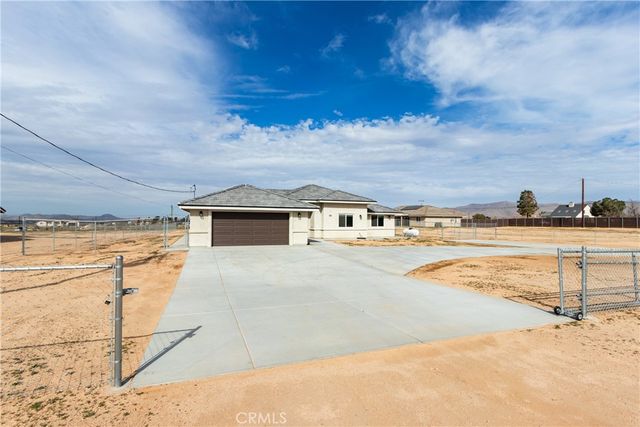 22562 Houston Street, Apple Valley, CA 92308