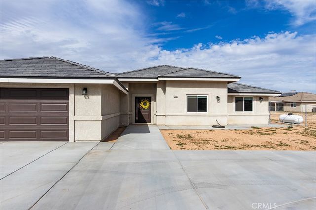 22562 Houston Street, Apple Valley, CA 92308