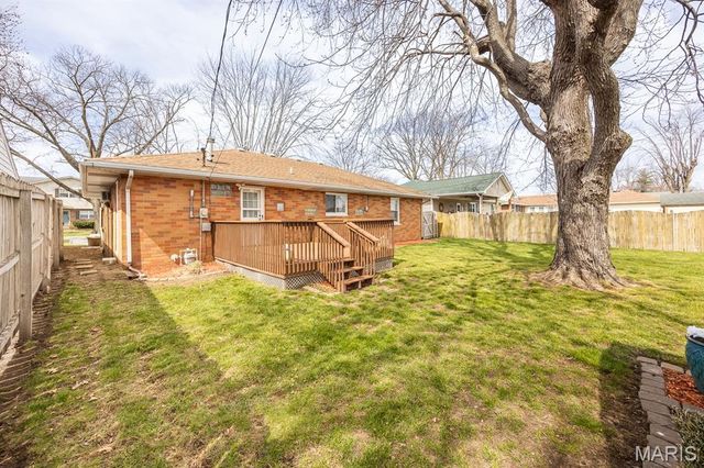 29 Lee Street, Bethalto, IL 62010