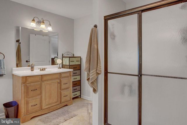 492 FRANCIS DR, Mechanicsburg, PA 17050