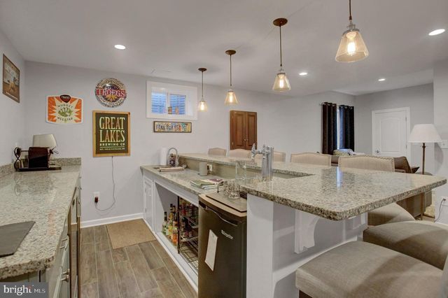 492 FRANCIS DR, Mechanicsburg, PA 17050