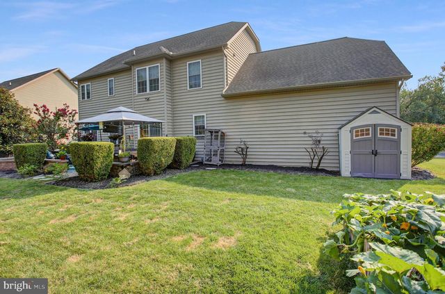 492 FRANCIS DR, Mechanicsburg, PA 17050