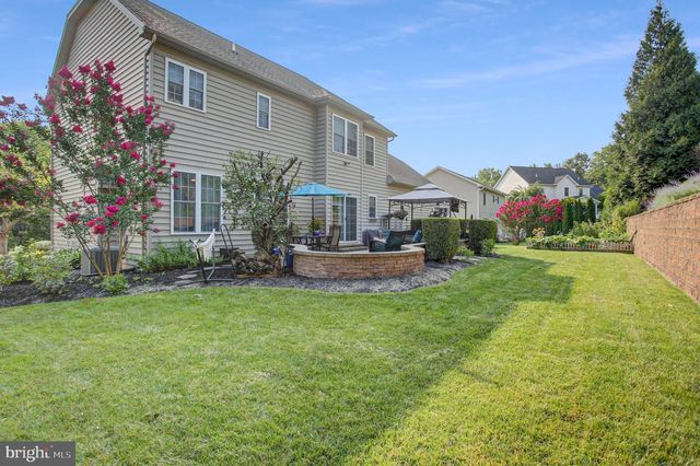 492 FRANCIS DR, Mechanicsburg, PA 17050