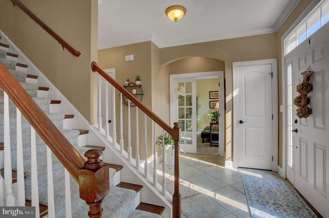 492 FRANCIS DR, Mechanicsburg, PA 17050