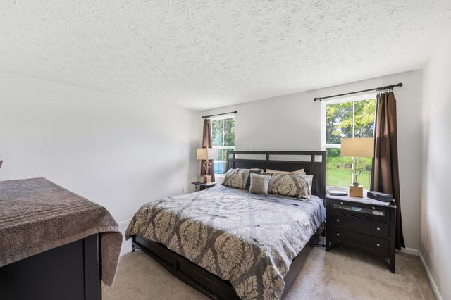 215 S Tuttle Road, Springfield, OH 45505