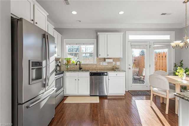 203 Zurich Court, Winston-salem, NC 27127