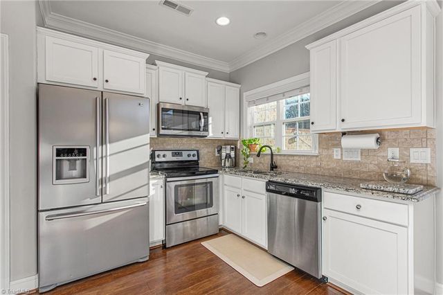 203 Zurich Court, Winston-salem, NC 27127