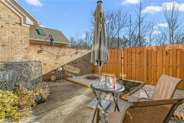 203 Zurich Court, Winston-salem, NC 27127