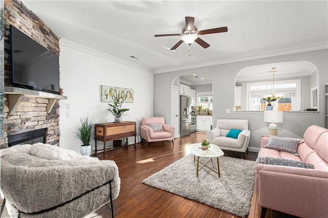 203 Zurich Court, Winston-salem, NC 27127