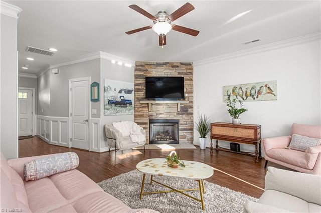 203 Zurich Court, Winston-salem, NC 27127