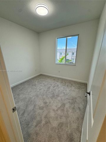 656 SE 14th Ct 0, Homestead, FL 33034