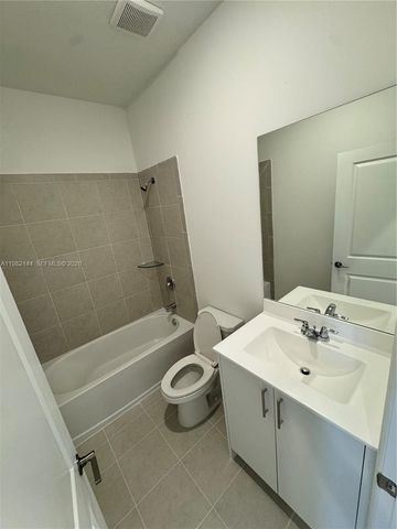 656 SE 14th Ct 0, Homestead, FL 33034