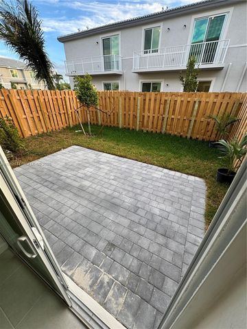 656 SE 14th Ct 0, Homestead, FL 33034