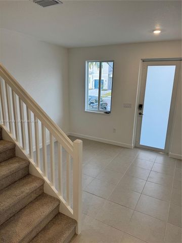 656 SE 14th Ct 0, Homestead, FL 33034