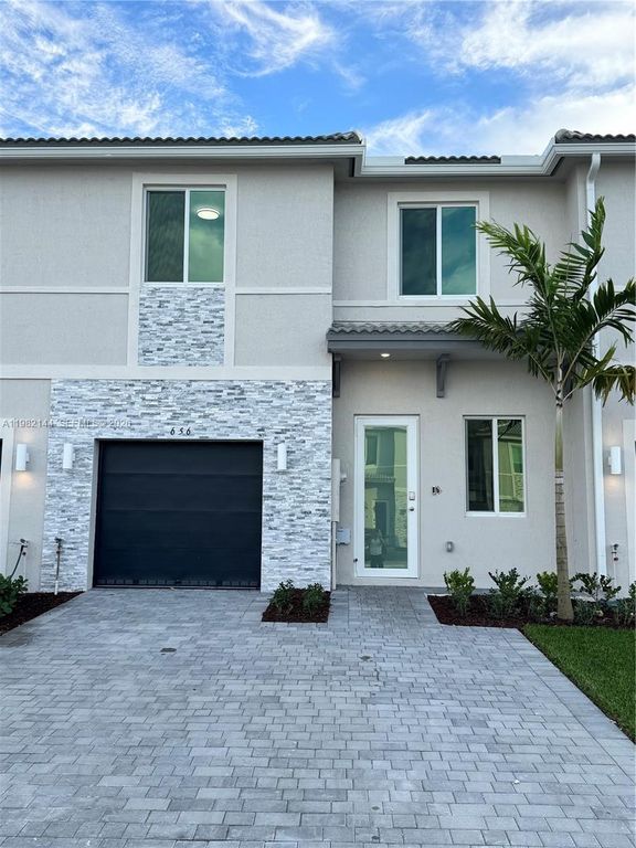 656 SE 14th Ct 0, Homestead, FL 33034