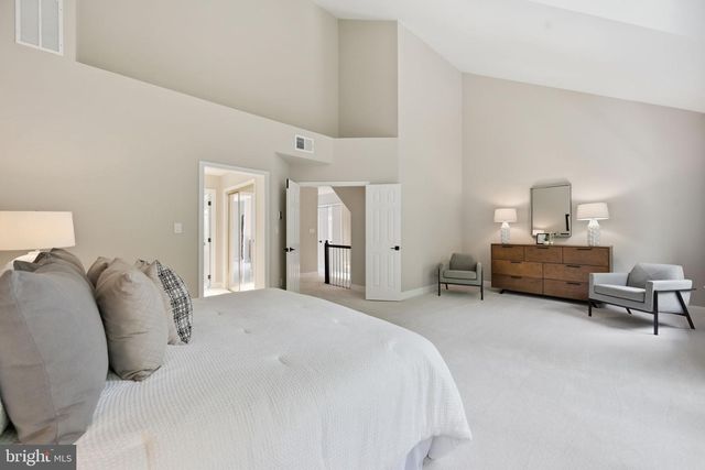 1719 22ND CT N, Arlington, VA 22209