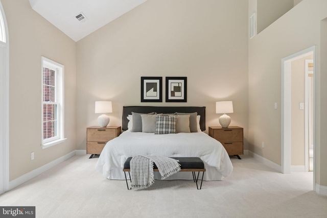 1719 22ND CT N, Arlington, VA 22209