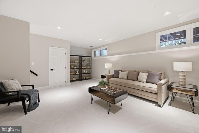 1719 22ND CT N, Arlington, VA 22209