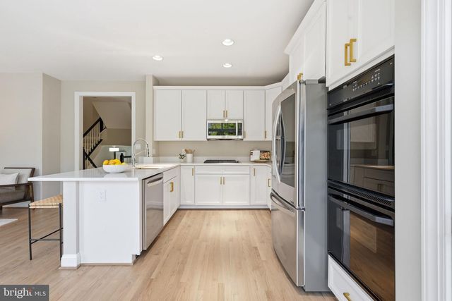 1719 22ND CT N, Arlington, VA 22209