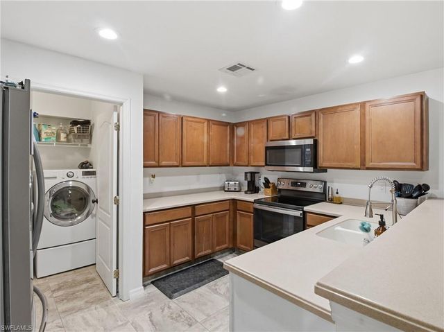 731 Long Lines LN, Lehigh Acres, FL 33974