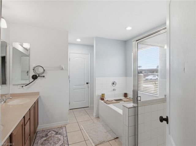 731 Long Lines LN, Lehigh Acres, FL 33974